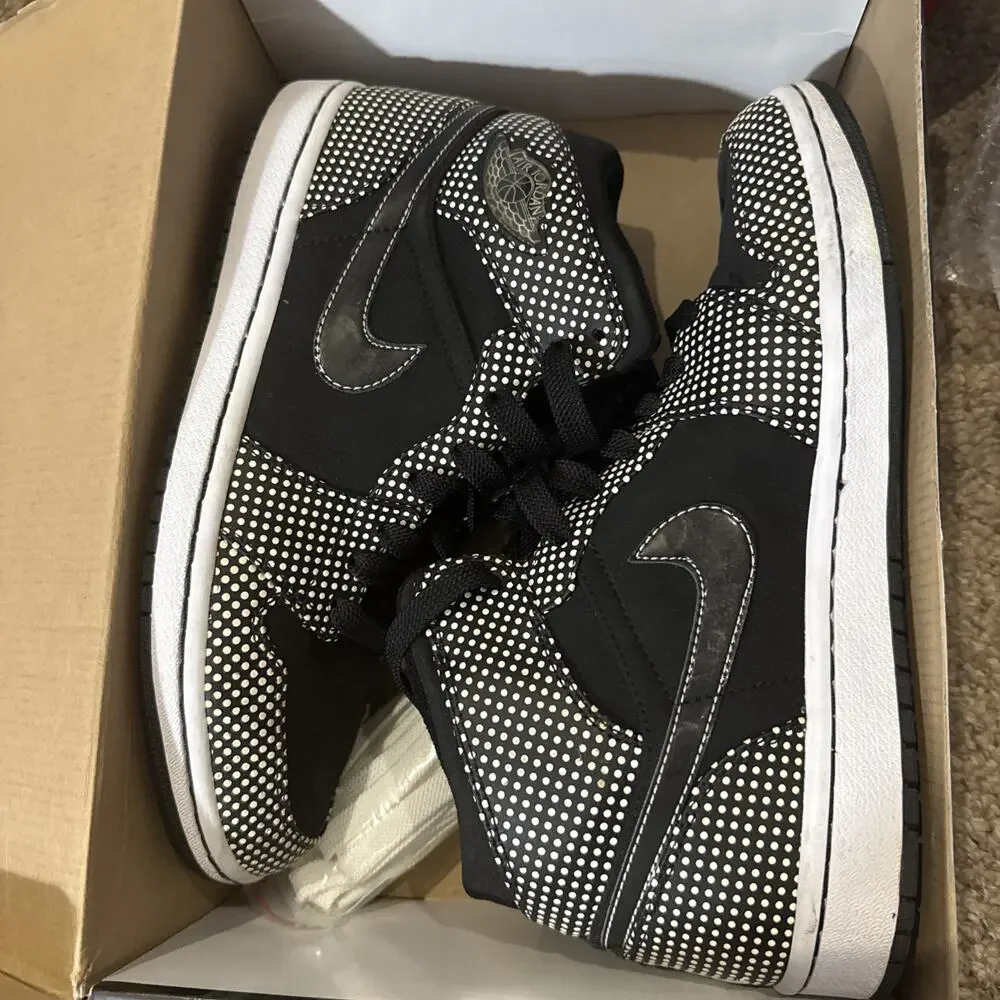 Size 9.5 - Air Jordan 1 Retro Polka Dot Black White LEP